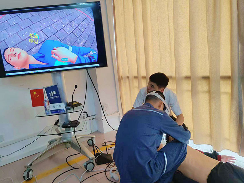 VR+互动｜聚焦安全生产月，尼古拉在行动！